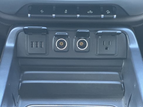 Used 2015 GMC Sierra 1500 SLT w/ Suspension Package, Off-Road image 23