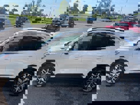 Used 2021 Ford Escape Titanium w/ Class II Trailer Tow Package image 3