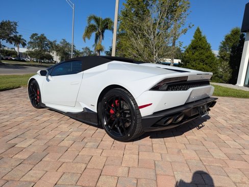 Used 2017 Lamborghini Huracan LP 610-4 image 4