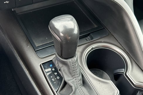 Used 2022 Toyota Camry SE image 21