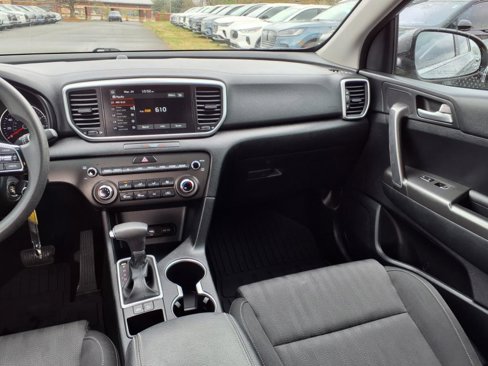 Used 2022 Kia Sportage LX image 24