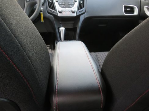 Used 2015 Chevrolet Equinox LS image 29