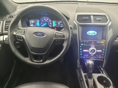 Used 2018 Ford Explorer Limited w/ Equipment Group 301A image 22