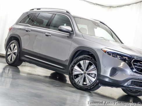 Used 2023 Mercedes-Benz EQB 250+ w/ Exclusive Package image 4