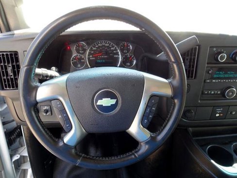 Used 2017 Chevrolet Express 3500 image 23