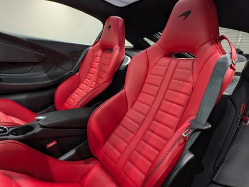 New 2025 McLaren GTS image 8