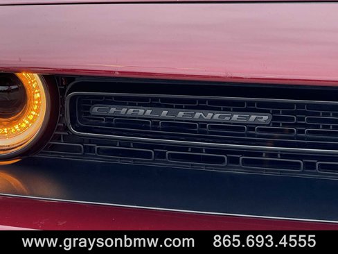 Used 2018 Dodge Challenger SXT w/ Blacktop Package image 43