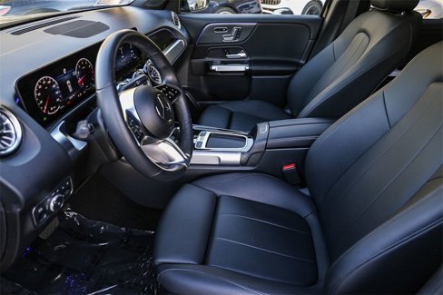Used 2024 Mercedes-Benz GLB 250 4MATIC image 22
