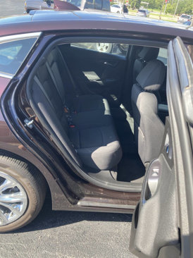 Used 2021 Chevrolet Malibu LT image 23