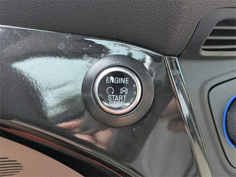 Used 2018 Ford Escape Titanium w/ Ford Safe & Smart Package image 33