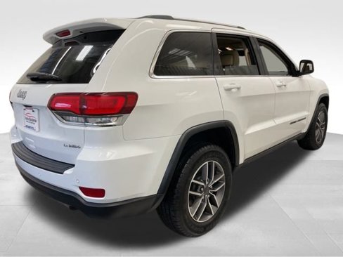 Used 2020 Jeep Grand Cherokee Laredo w/ Security & Convenience Group image 7