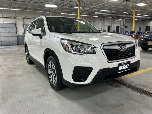 Used 2019 Subaru Forester Premium w/ All-Weather Package image 2