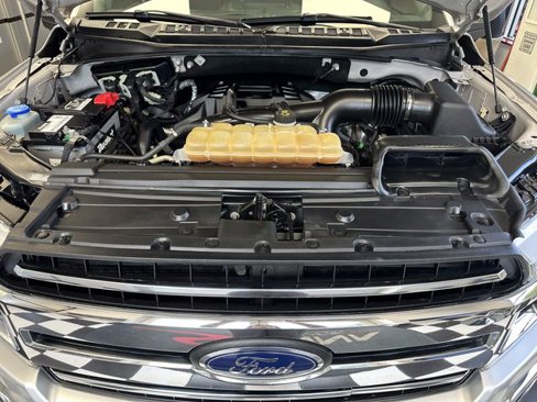 Used 2018 Ford F150 XLT image 41
