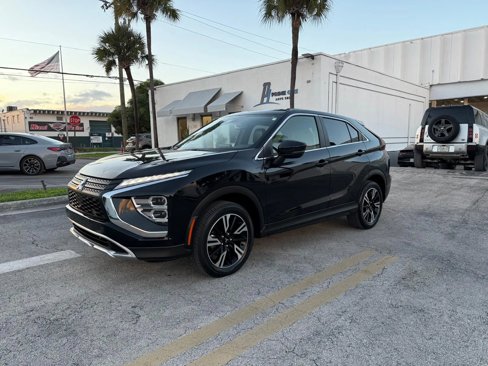 Used 2024 Mitsubishi Eclipse Cross SE image 1