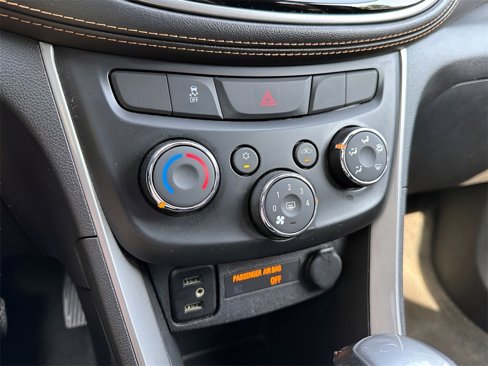 Used 2021 Chevrolet Trax LT image 16