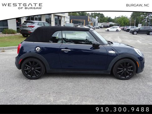 Used 2017 MINI Cooper S image 9