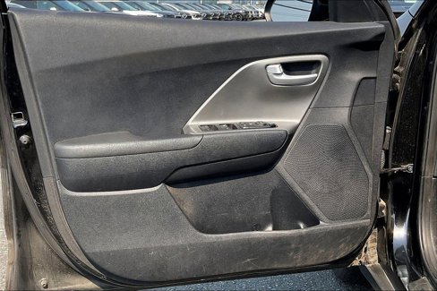 Used 2018 Kia Niro LX image 18