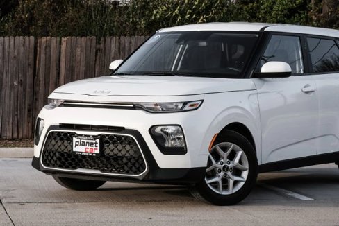 Used 2022 Kia Soul LX w/ Technology Package image 5