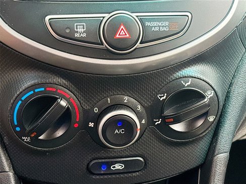 Used 2016 Hyundai Accent SE image 15