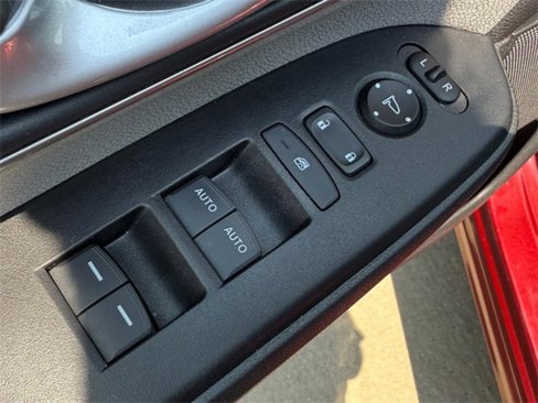 Used 2021 Honda CR-V EX image 14