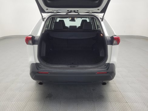 Used 2019 Toyota RAV4 XLE image 29