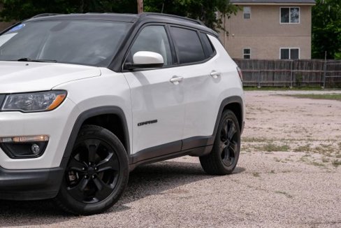 Used 2019 Jeep Compass Latitude image 6