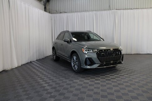 New 2025 Audi Q3 2.0T Premium image 32