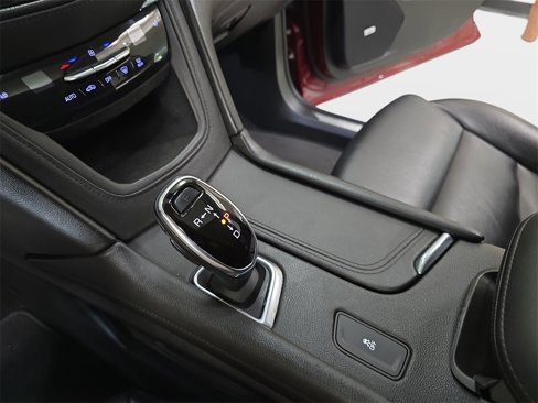 Used 2018 Cadillac XT5 Luxury w/ Driver Awareness Package image 25