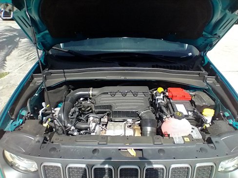 Used 2022 Jeep Renegade Limited image 22