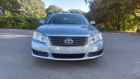 Used 2008 Toyota Avalon XL image 2