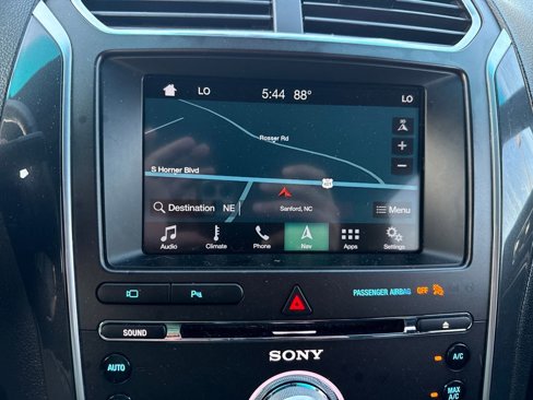Used 2017 Ford Explorer Limited image 20