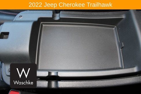 Used 2022 Jeep Cherokee Trailhawk w/ Comfort/Convenience Group image 35