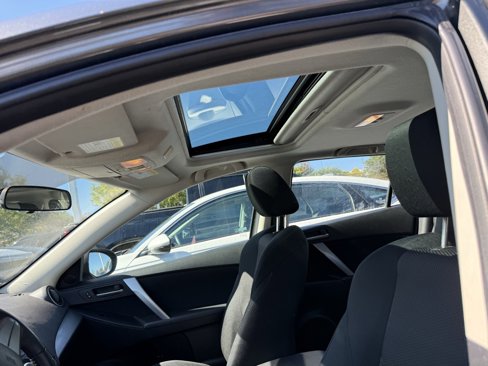 Used 2012 MAZDA MAZDA3 s Touring image 8
