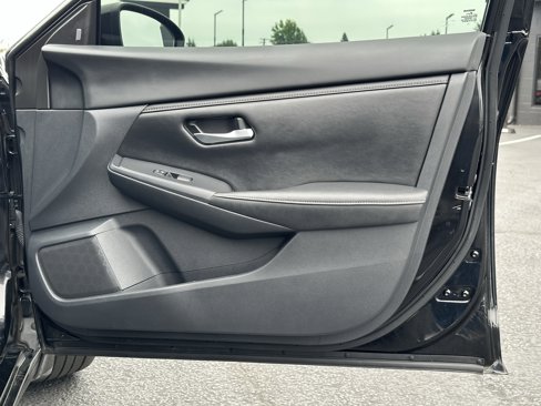 Used 2022 Nissan Sentra SV image 11