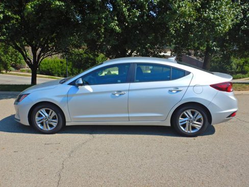 Used 2019 Hyundai Elantra SEL image 11
