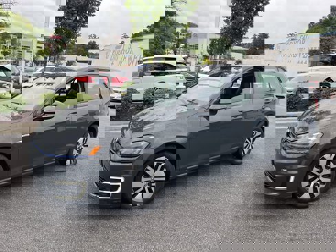 Used 2015 Volkswagen e-Golf SEL Premium image 5