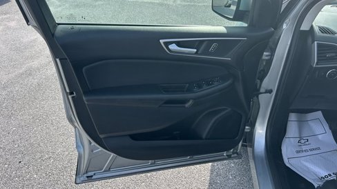 Used 2023 Ford Edge SEL image 14