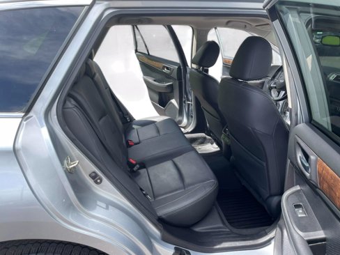 Used 2016 Subaru Outback 2.5i Limited image 15