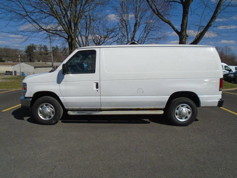 Used 2013 Ford E-250 and Econoline 250 w/ PWR Group image 2