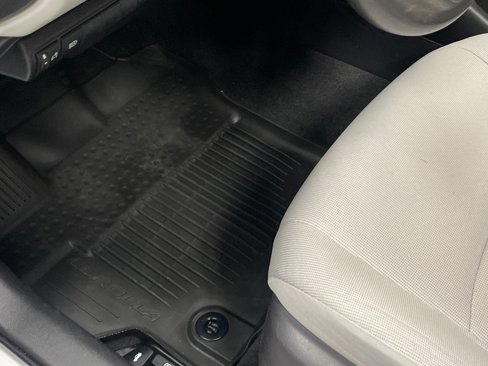 Certified 2022 Toyota Corolla LE image 17
