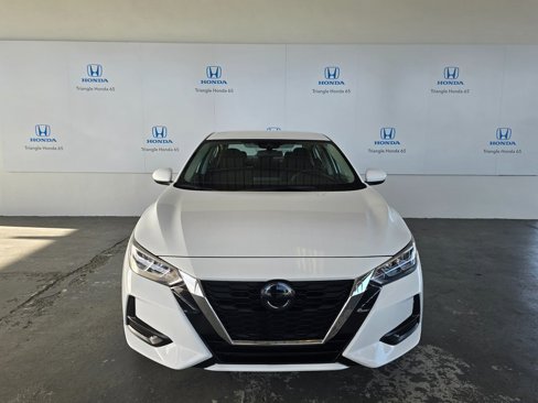Used 2023 Nissan Sentra S image 2
