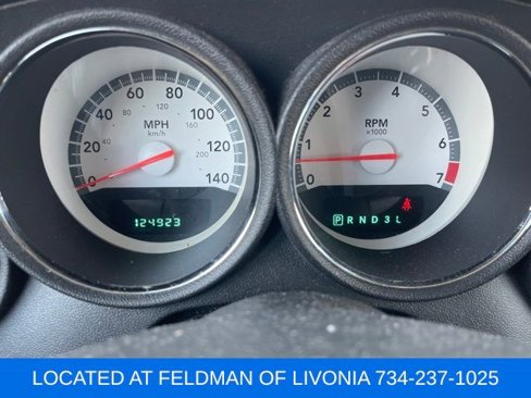 Used 2009 Dodge Charger SXT image 12