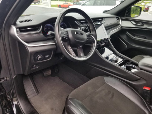 Certified 2022 Jeep Grand Cherokee Altitude image 8