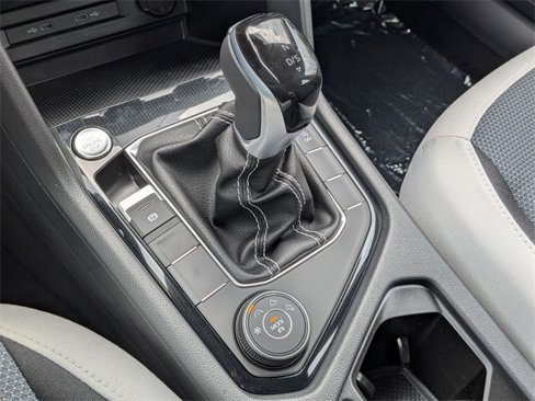 New 2025 Volkswagen Taos S image 18