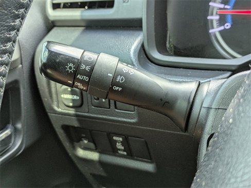 Used 2015 Toyota 4Runner Limited image 30