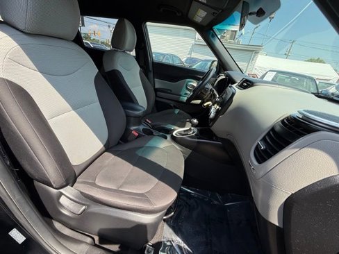 Used 2016 Kia Soul image 30