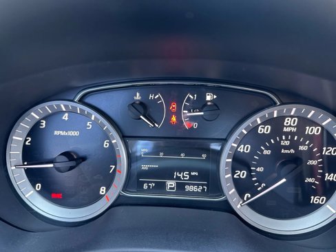 Used 2014 Nissan Sentra SV image 10
