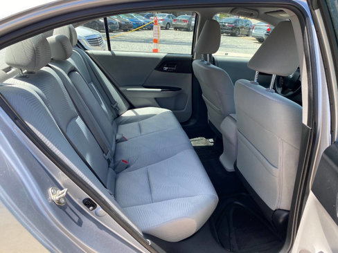 Used 2017 Honda Accord LX image 14