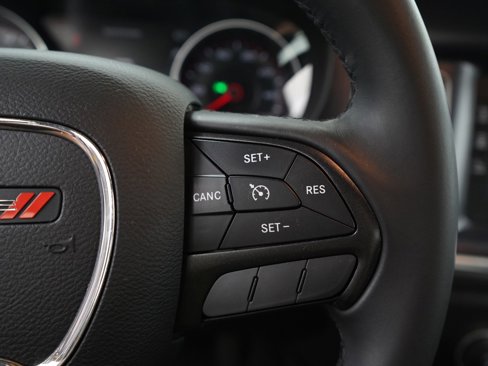 Used 2015 Dodge Charger SE image 19