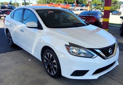 Used 2018 Nissan Sentra S image 2